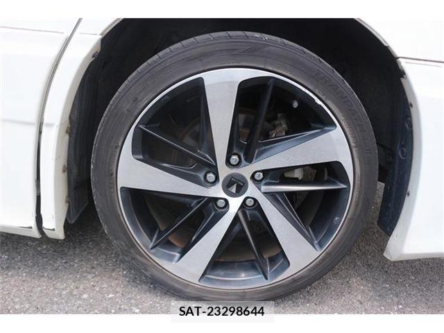 Toyota ALPHARD 2017-06 7452649-16