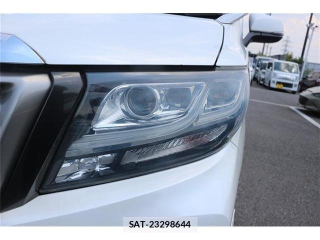 Toyota ALPHARD 2017-06 7452649-21