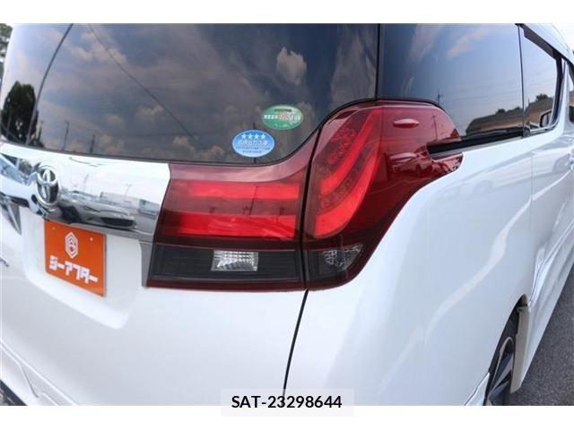 Toyota ALPHARD 2017-06 7452649-25