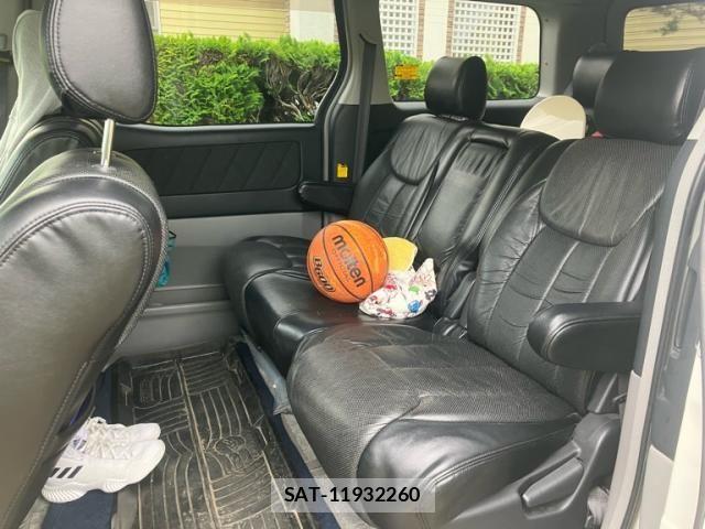 Toyota ALPHARD 2005-05 7452671-12