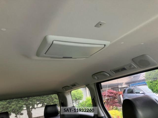 Toyota ALPHARD 2005-05 7452671-17