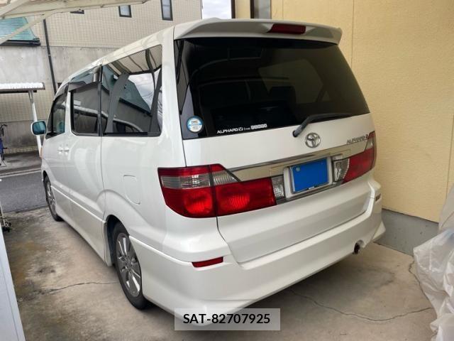 Toyota ALPHARD 2004-03 7452676-2