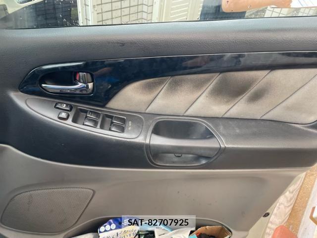 Toyota ALPHARD 2004-03 7452676-8