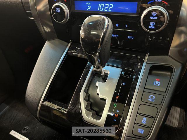 Toyota ALPHARD 2020-05 7452626-9