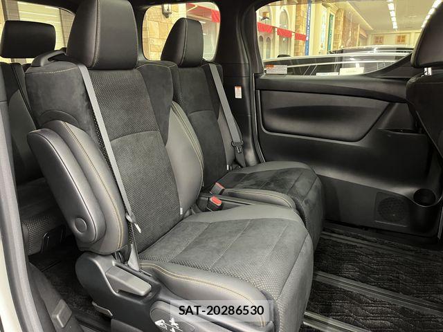 Toyota ALPHARD 2020-05 7452626-4