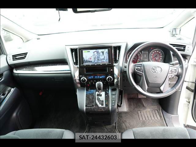 Toyota ALPHARD 2018-05 7452638-1
