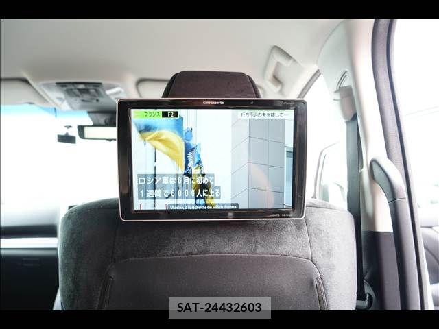Toyota ALPHARD 2018-05 7452638-8
