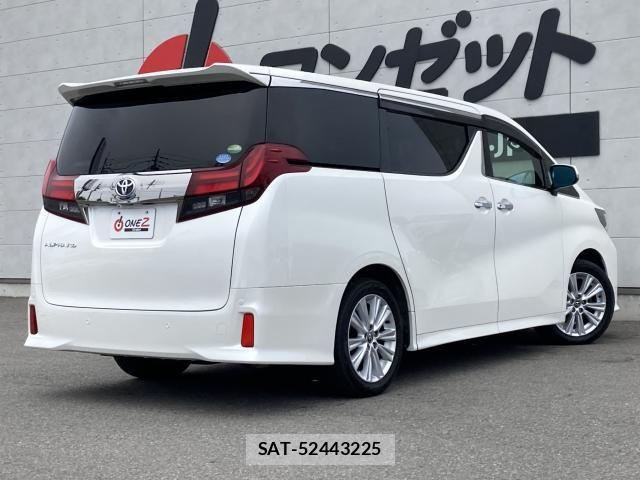 Toyota ALPHARD 2017-11 7452643-1