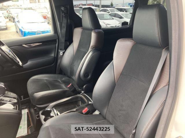 Toyota ALPHARD 2017-11 7452643-26