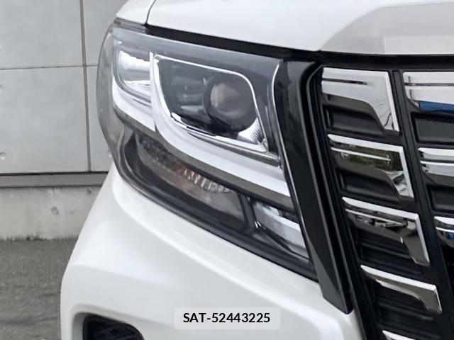 Toyota ALPHARD 2017-11 7452643-8