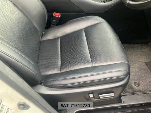 Toyota ALPHARD 2018-04 7452651-9