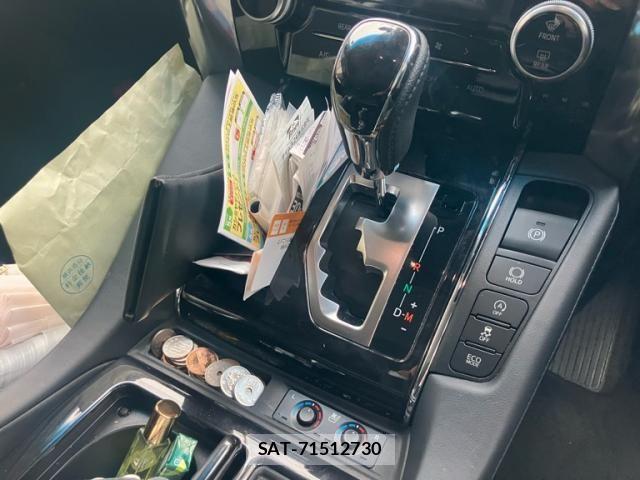 Toyota ALPHARD 2018-04 7452651-19