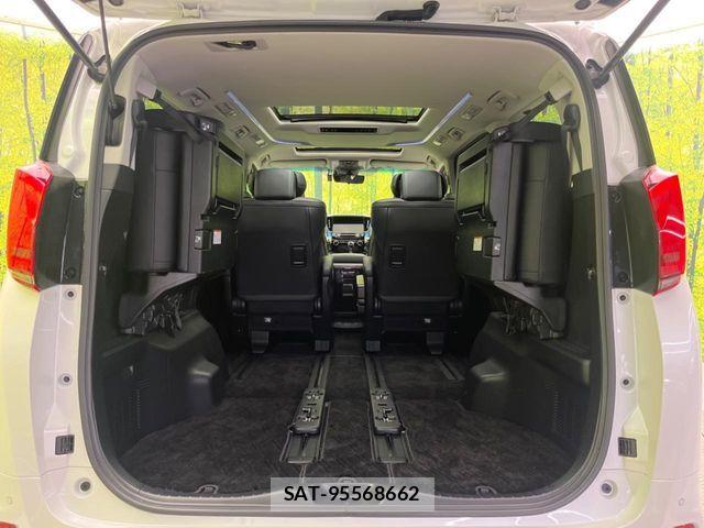 Toyota ALPHARD 2018-06 7452612-10