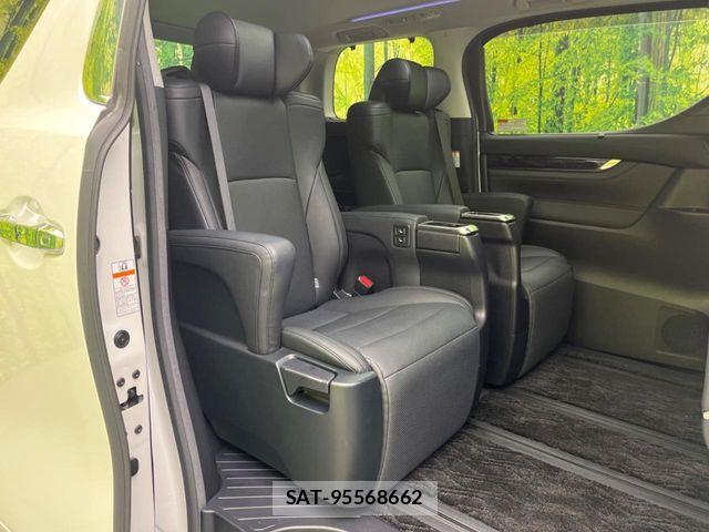Toyota ALPHARD 2018-06 7452612-8