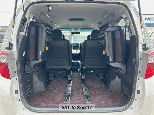 Toyota ALPHARD 2013-09 7452664-11