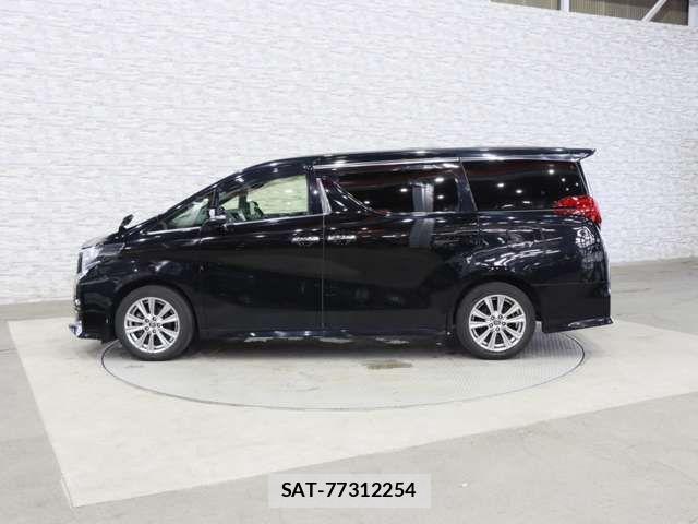 Toyota ALPHARD 2017-03 7452654-11