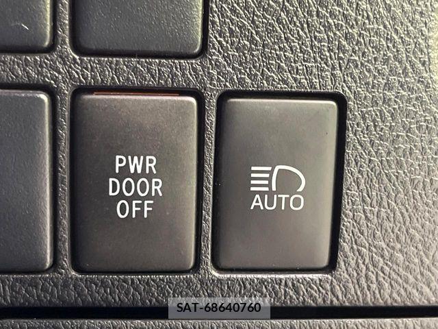 Toyota ALPHARD 2020-06 7452629-6