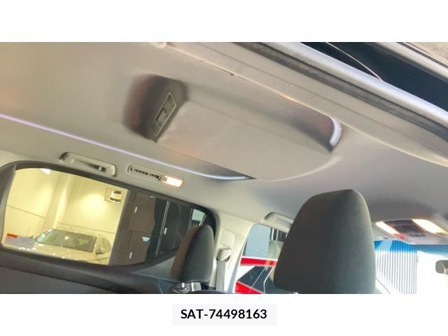 Toyota ALPHARD 2017-09 7452659-17