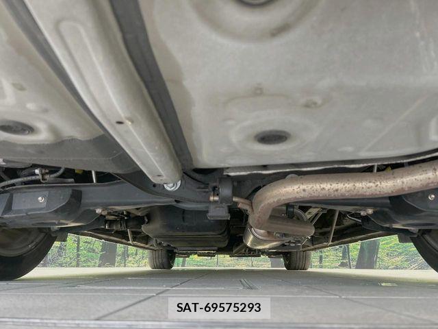 Toyota ALPHARD 2019-01 7452610-18