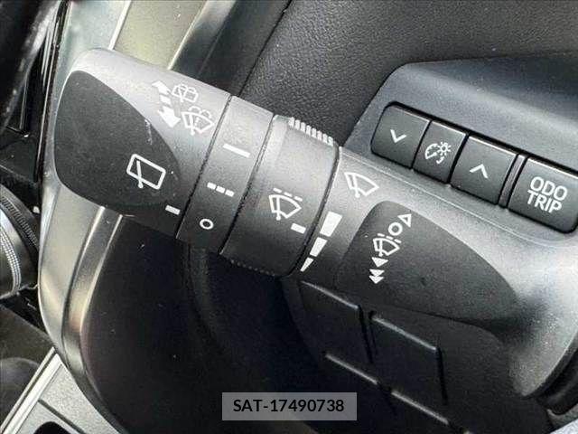 Toyota ALPHARD 2015-03 7499348-25