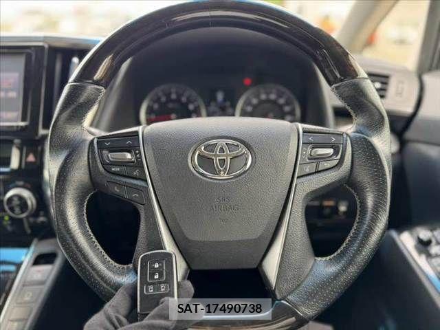 Toyota ALPHARD 2015-03 7499348-6