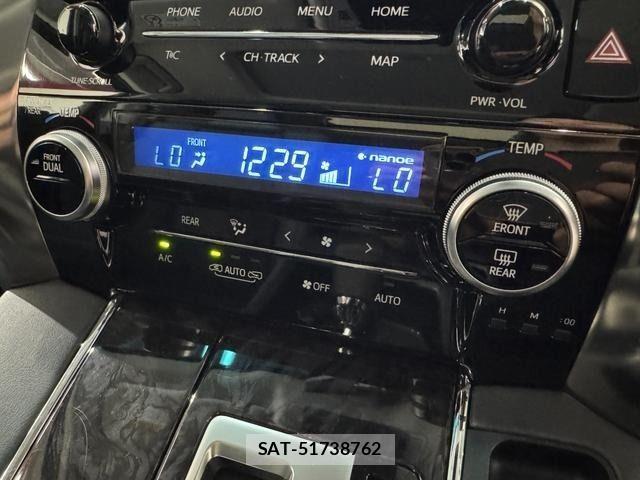 Toyota ALPHARD 2020-06 7508045-12
