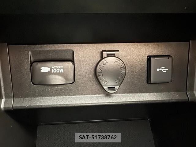 Toyota ALPHARD 2020-06 7508045-24