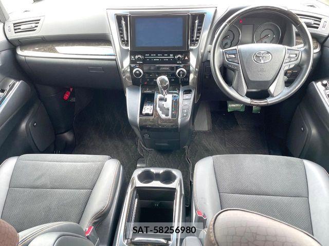 Toyota ALPHARD 2016-11 7499335-1