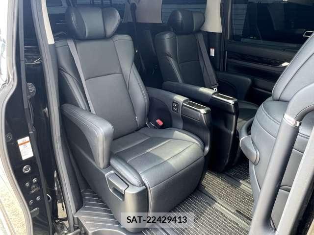 Toyota ALPHARD 2020-01 7499336-11