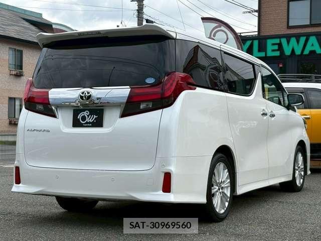 Toyota ALPHARD 2016-10 7499347-4