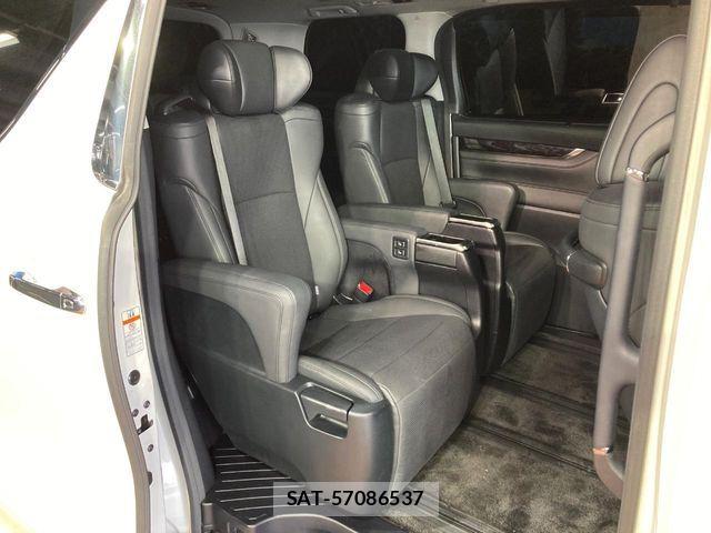 Toyota ALPHARD 2020-10 7499322-10