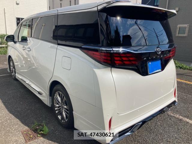 Toyota ALPHARD 2024-01 7499304-3