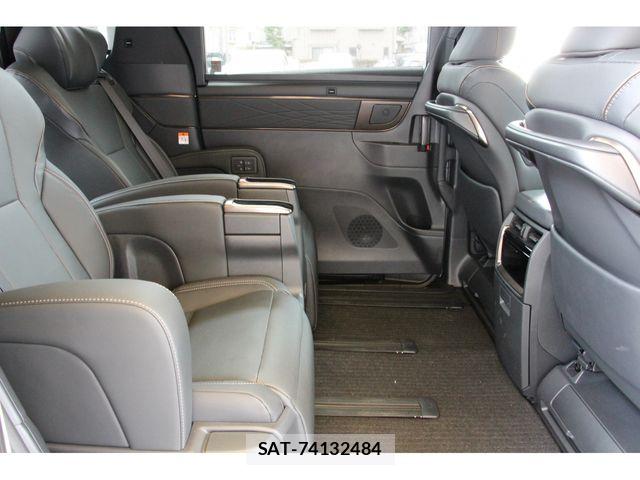 Toyota ALPHARD 2024-10 7508031-26