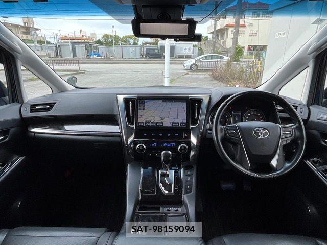 Toyota ALPHARD 2018-03 7499326-1
