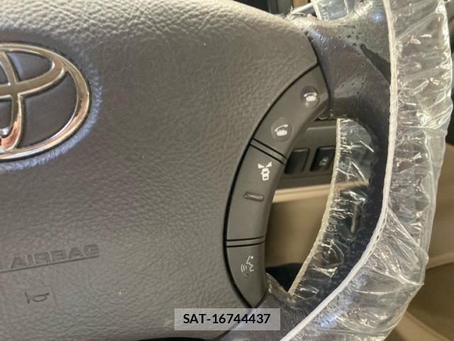 Toyota ALPHARD 2005-10 7499357-24