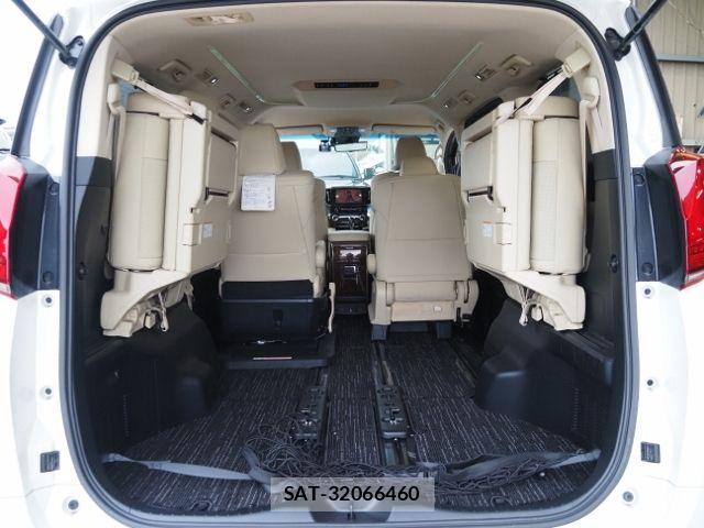 Toyota ALPHARD 2021-01 7508034-17