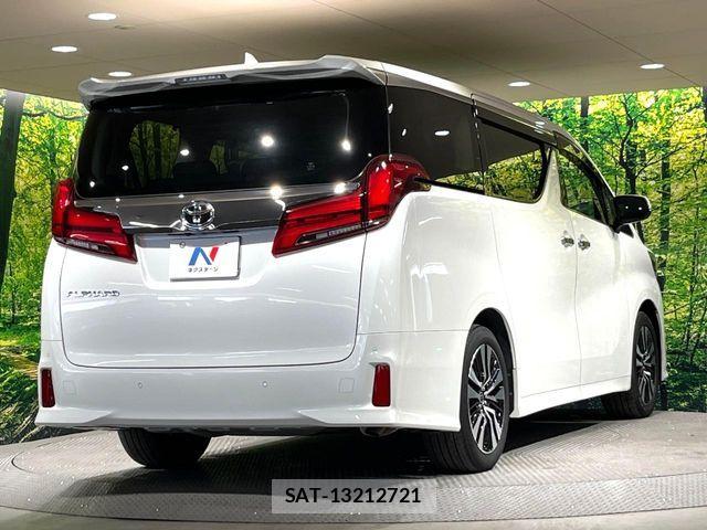 Toyota ALPHARD 2022-03 7499314-17