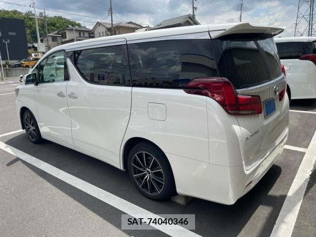 Toyota ALPHARD 2019-09 7499345-1