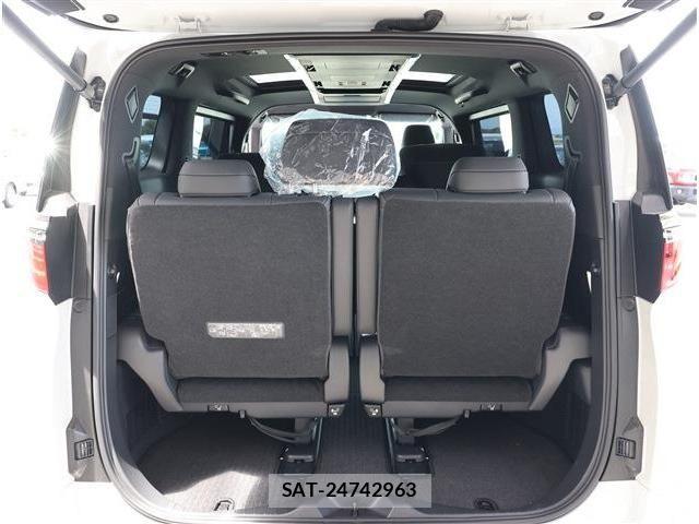 Toyota ALPHARD 2025-06 7499302-17