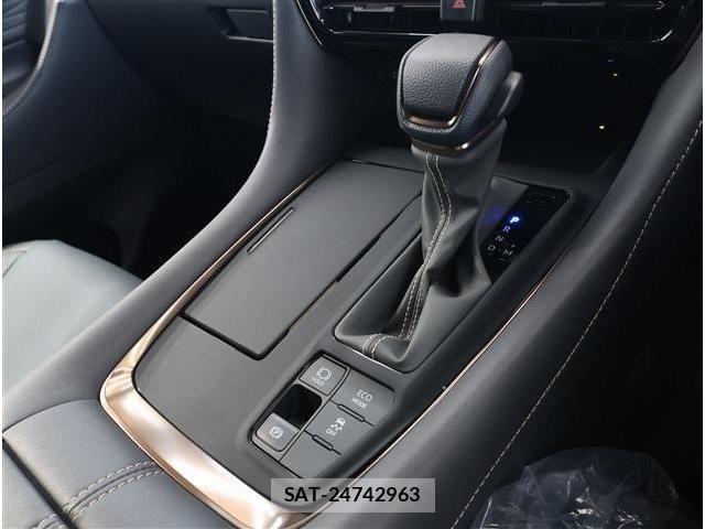 Toyota ALPHARD 2025-06 7499302-27