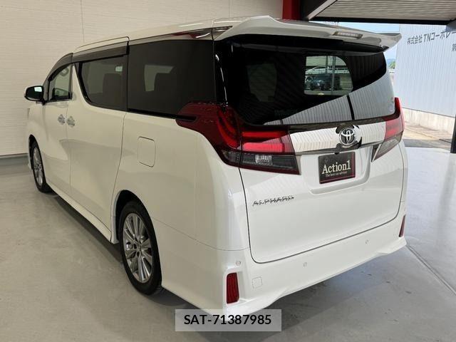 Toyota ALPHARD 2017-03 7508048-3