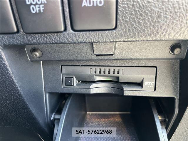 Toyota ALPHARD 2020-04 7499333-24