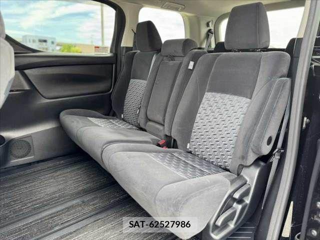 Toyota ALPHARD 2016-08 7499341-17