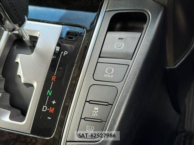 Toyota ALPHARD 2016-08 7499341-24