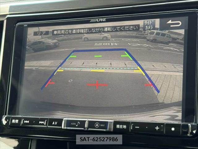 Toyota ALPHARD 2016-08 7499341-3