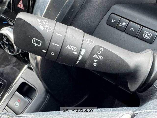 Toyota ALPHARD 2018-06 7499332-24