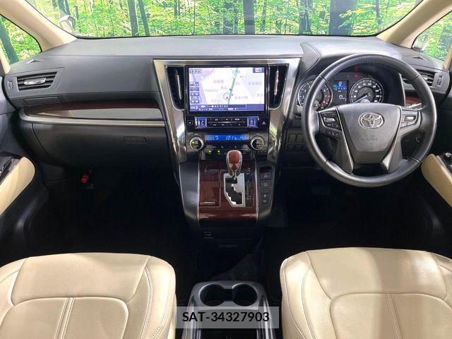 Toyota ALPHARD 2018-01 7561783-1