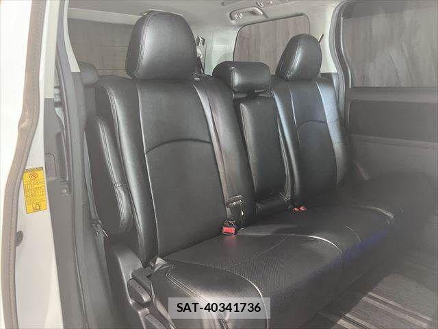Toyota ALPHARD 2013-09 7561785-9