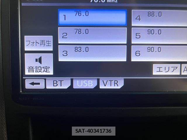 Toyota ALPHARD 2013-09 7561785-7