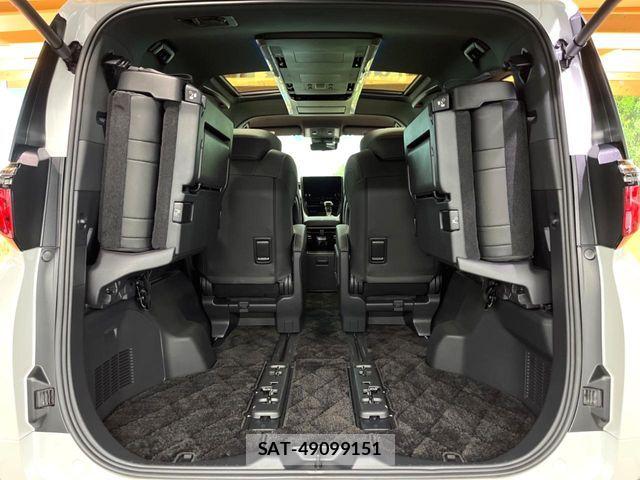 Toyota ALPHARD 2024-10 7561749-12